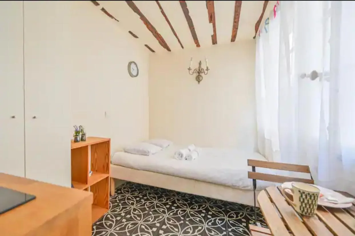 Studio Cosy Dans Le Marais Apartment